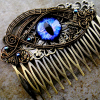 ateanalenn: a amber bronze hair comb with a steampunk-like design at the top and a blue-purple dragon eye round eye (Default)