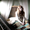 majestyofthethrone: chthonicons@ij (Sera - bed in the piano room)